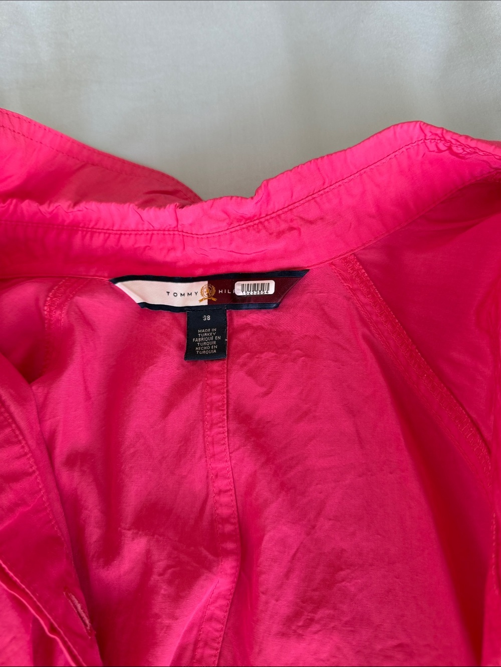 Tommy Hilfiger button down - Picture 4 of 4